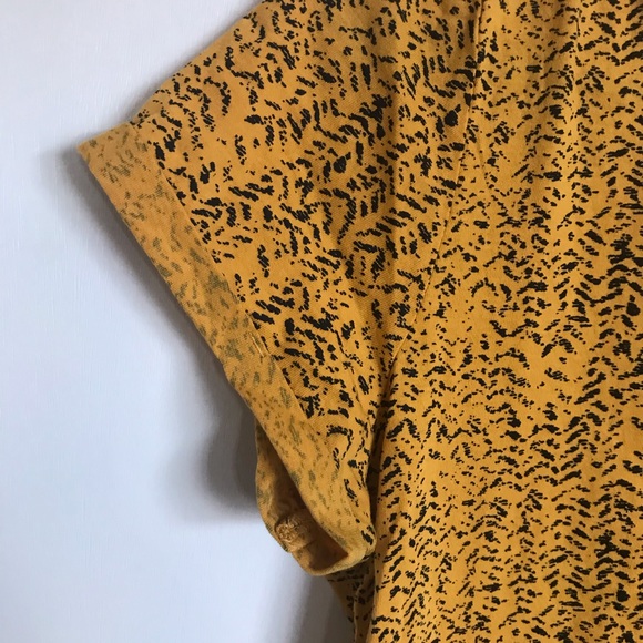 Q/S By Abstract Crew Neck T-Shirt - Size M - Picture 4 of 12